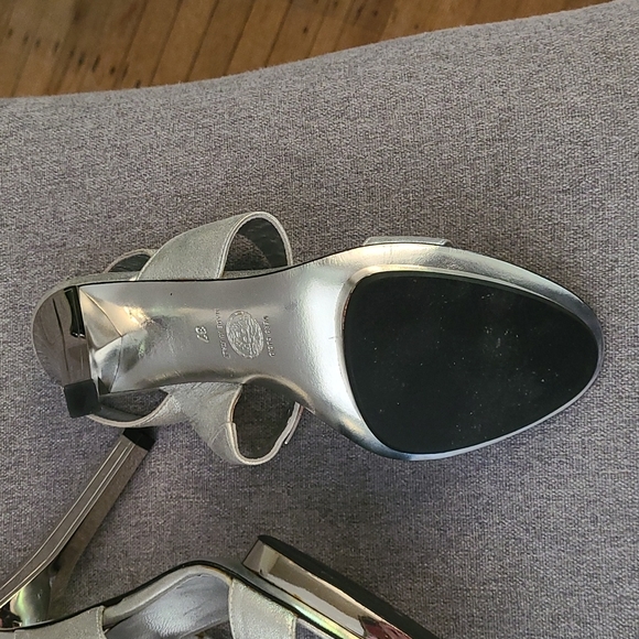 NEW Versace (runway) Evening Shoe - Picture 2 of 7